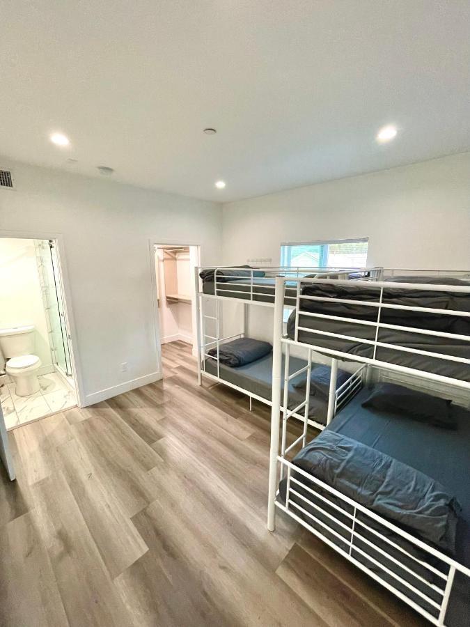 Budget Rumi Los Angeles Bagian luar foto